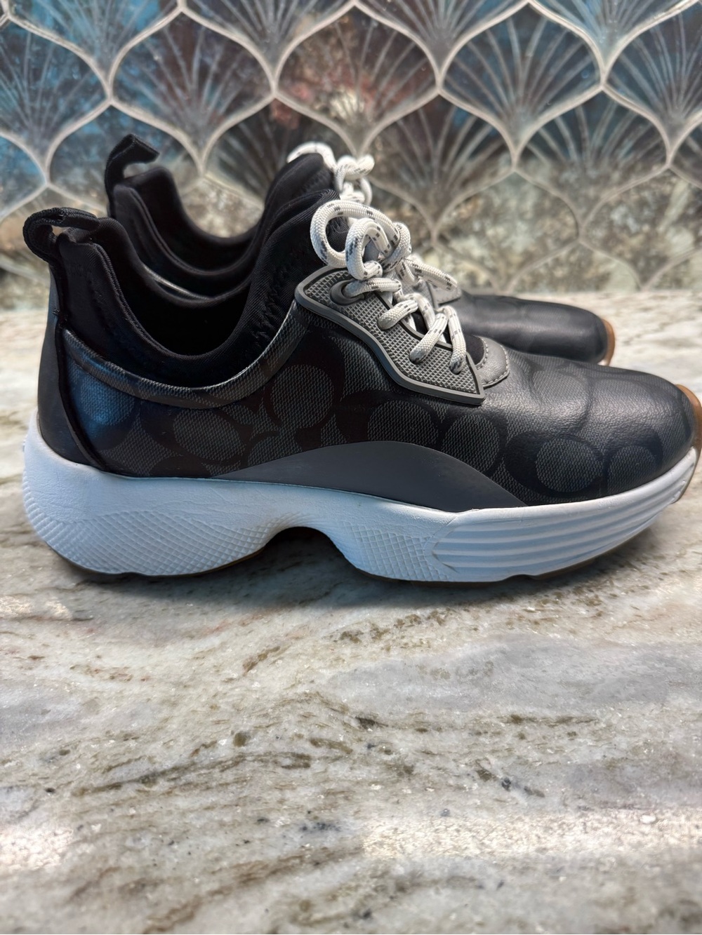Coach Logo Women's
Sneakers_Signature Tech
Runner_Grey Black_Running
Shoes~7.5 - Picture 5 of 15